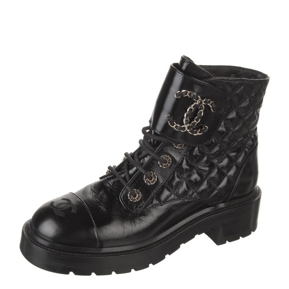 Chanel interlocking CC combat boots - Picture 1 of 4